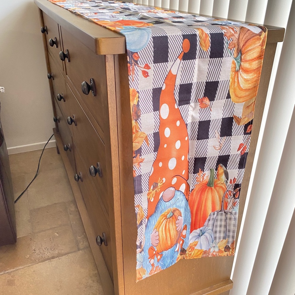 Pumpkin 🎃 themed table runner